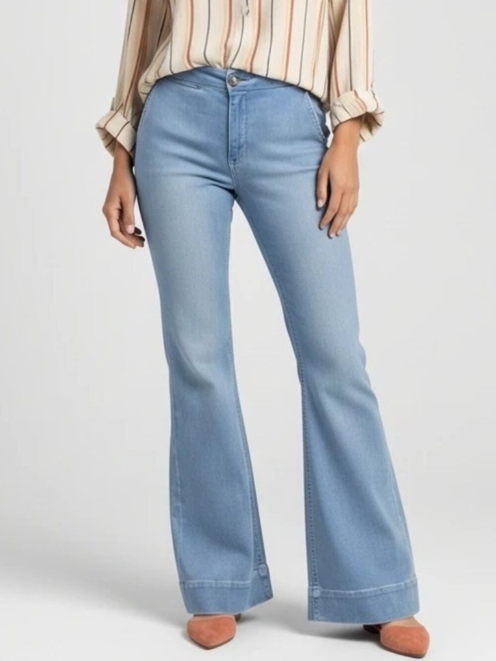 Pilcro and the Letterpress High-Rise Bootcut Flared Jeans S 26 Petite Light Wash
